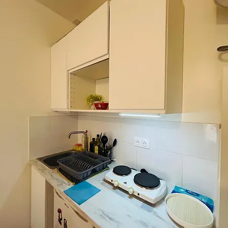 Entre Et Pte De Versailles *